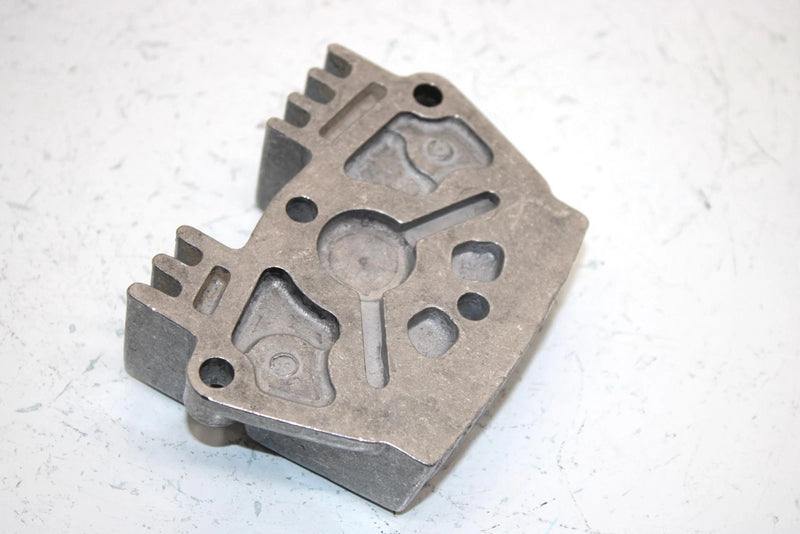 86 Honda Fourtrax  Trx125 A Oem Cylinder Head Side Cover R 12331-459-000 AH16