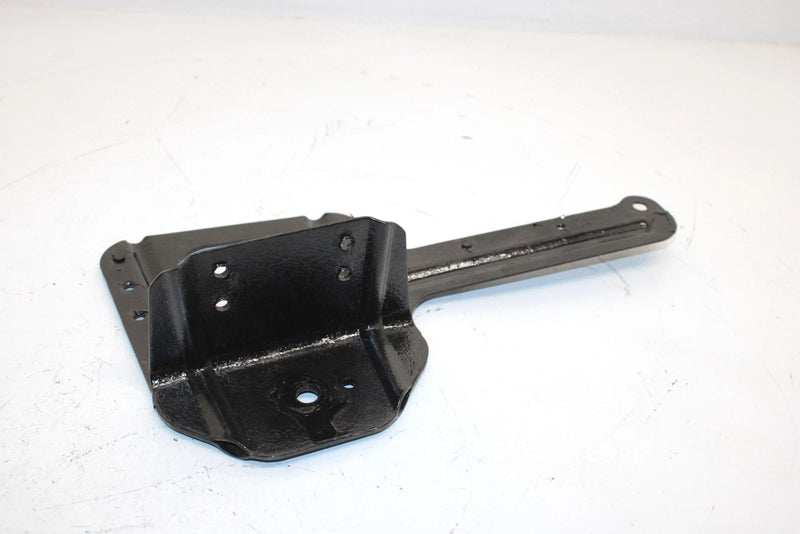 96 Ski-doo Mach 1 Oem LH Rear Bracket 518304721 SSS1