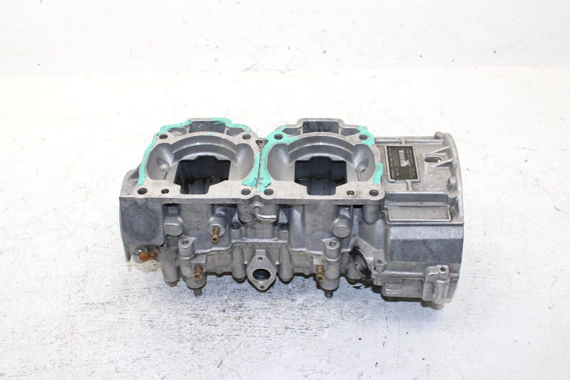 2001 Ski-doo Mxz 800 Oem Crankcase 420888279 SS19