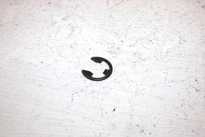 2002 Polaris Sportsman 500 Oem External Retaining Ring 3233720 Q3380