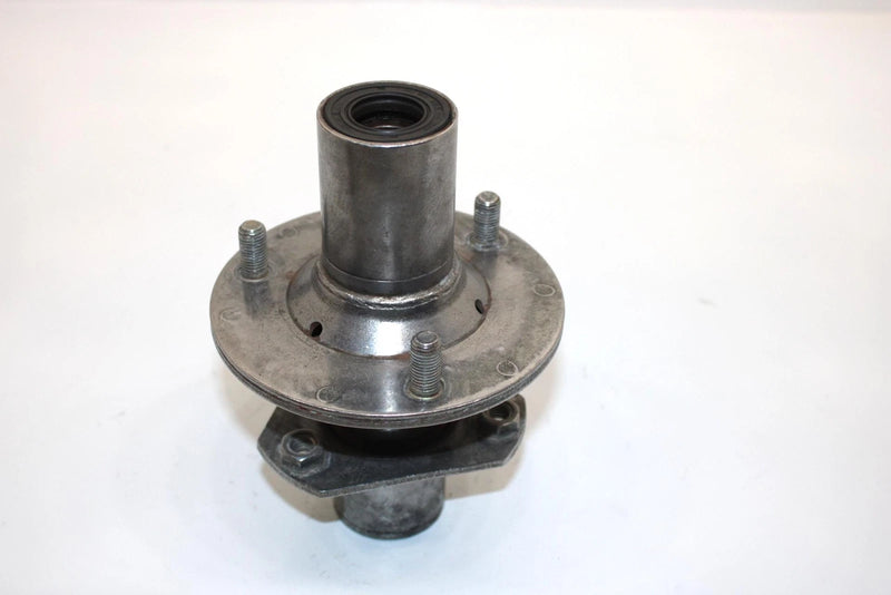 85 Yamaha  Tri Moto 225 Ytm225drn Oem Front Hub 29U-25111-00-00 AY19