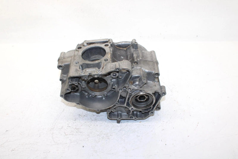1992 Kawasaki Bayou 220 Oem Crankcase 14001-5323 AK36
