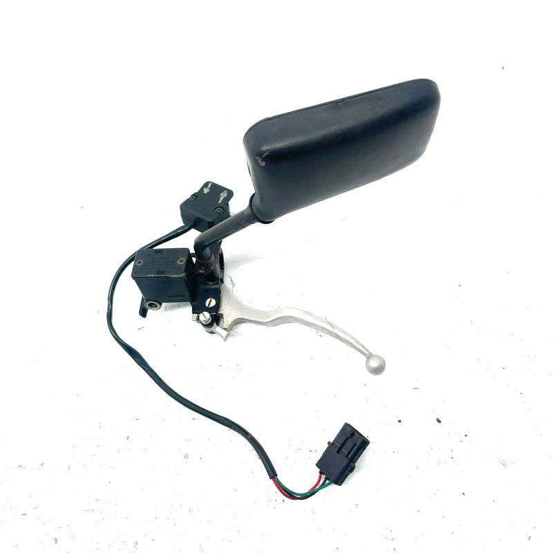 07 Can-Am Outlander 650 4x4 XT OEM Front Master Cylinder W/Mirror 705600844 AB17