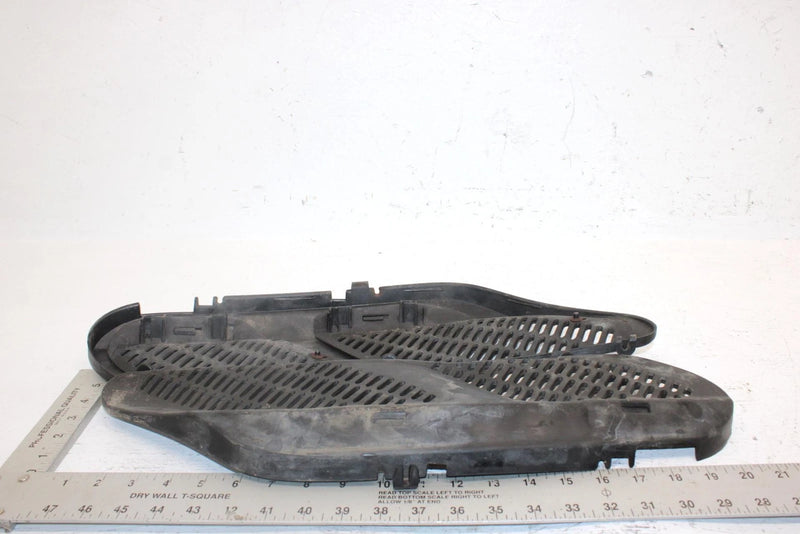2002 Ski-doo Mxz 800 Adrenaline Oem Middle Hood Grille Set 517302672 SS21