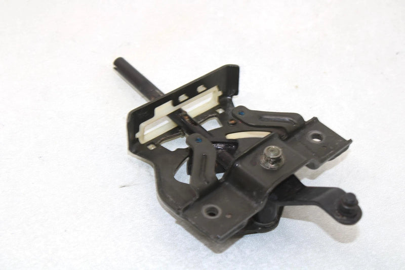 2003 Suzuki Lt-f400f Oem Gear Shift Base 57800-38F50 57800-38F51 AS23