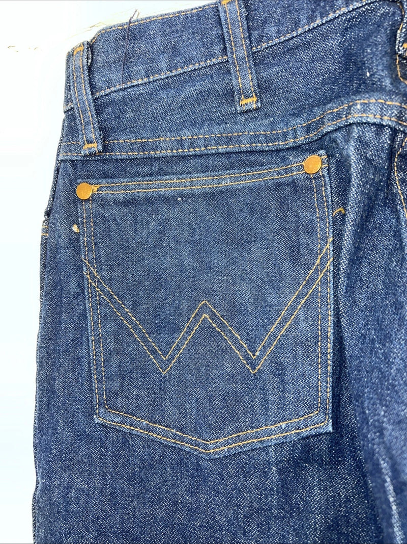 New Men’s Cowboy Cut Slim Fit Wrangler Denim Jeans. 15x34 F-41