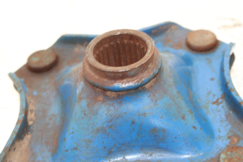 1988 Suzuki Lt 230 E Oem Rear Wheel Hub 64110-24511 AS7