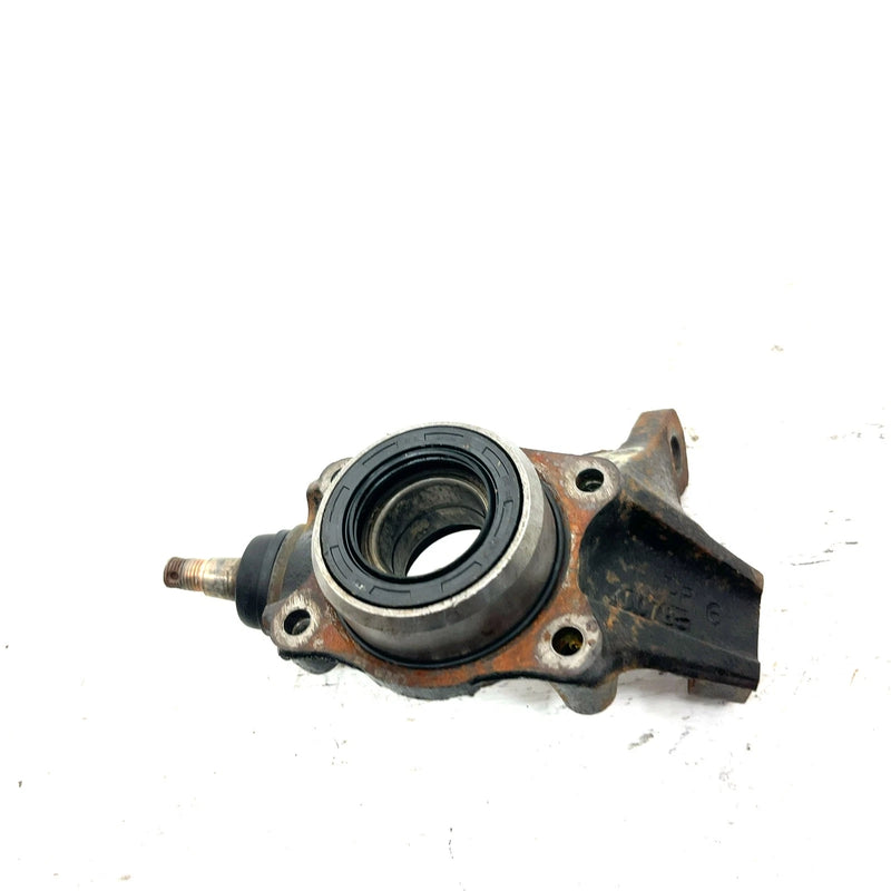 04 Honda Foreman Rubicon 500 4x4 OEM Right Steering Knuckle 51200-HN2-000 AH86