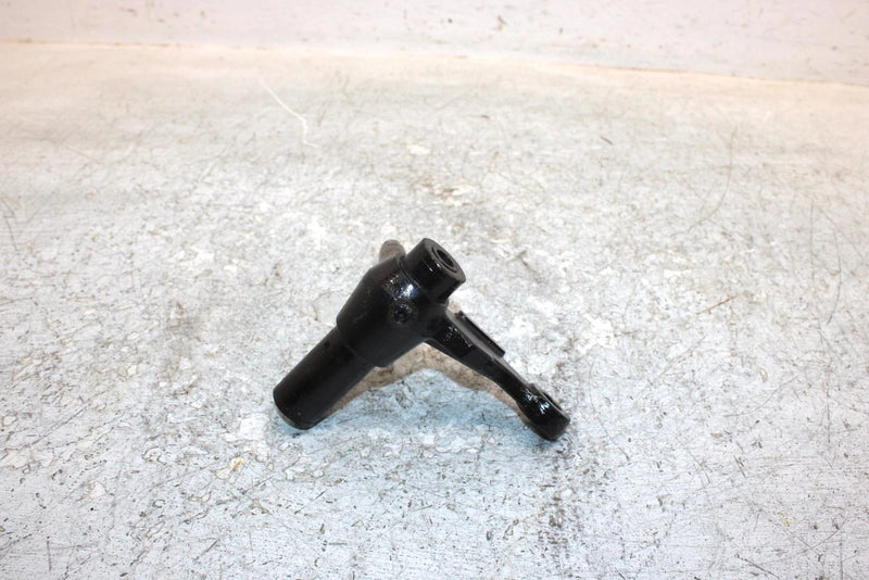 1988 Yamaha  Moto 4 Oem Right Steering Knuckle 59V-23502-01-00 AY23