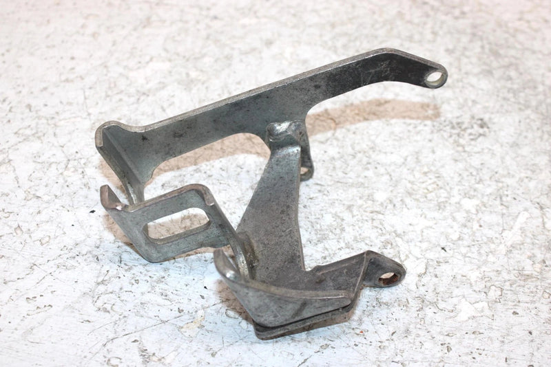 1998 Suzuki Quadrunner 250 Oem Control Cable Bracket 58870-19B00 AS13