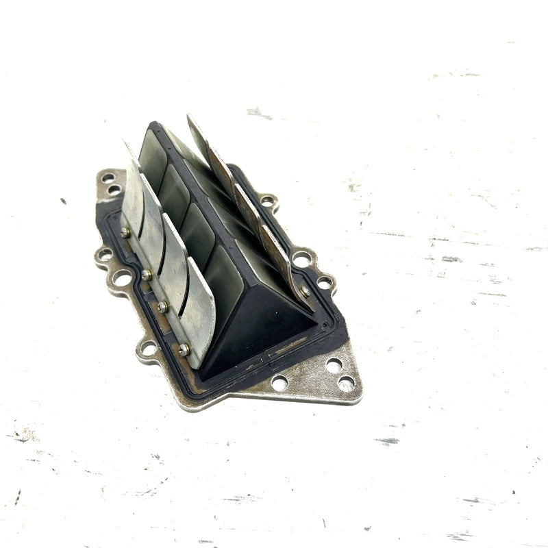 01-05 Yamaha WaveRunner XLT1200 OEM Center Reed Valve 66V-13610-00-00 JY27