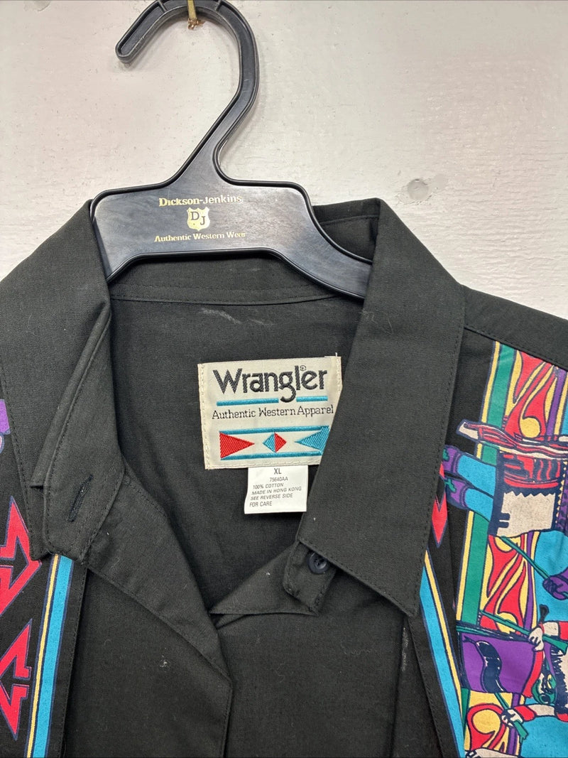New Women’s Wrangler Black Deigned Long Sleeve Button Up XL II-47