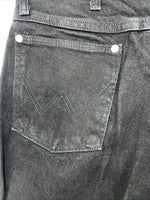 New Men’s Black Cowboy Cut Classic Fit Wrangler Jeans. 13/14x34 G-1