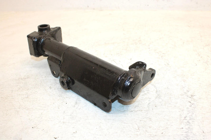 1996 Arctic Cat Cougar Oem Right Spindle Knuckle 0703-282 SA7