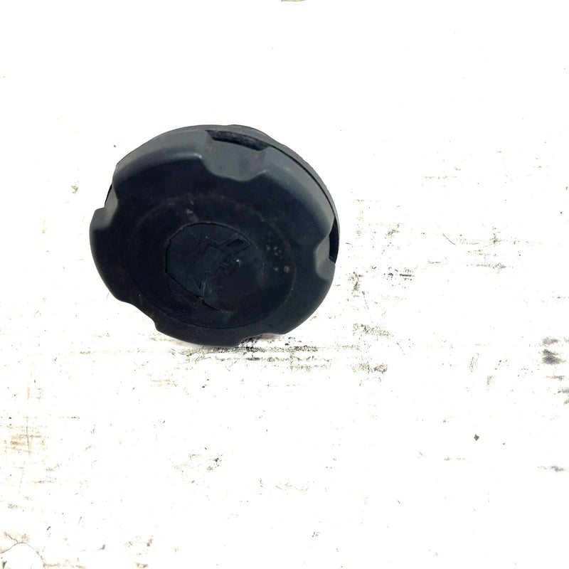 1996 Yamaha WaveVenture 1100 WVT1100 OEM Oil Filler GJ3-6778D-00-00 JY14