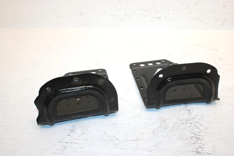 1999 Polaris 500 Xc Oem RH,LH R Suspension Brackets  5242612-067 SP28
