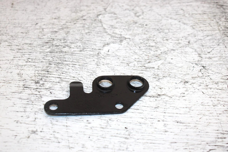 1997 Yamaha Venture Tr Oem Tool Box Fitting Bracket 8V0-21945-00-00 SY15