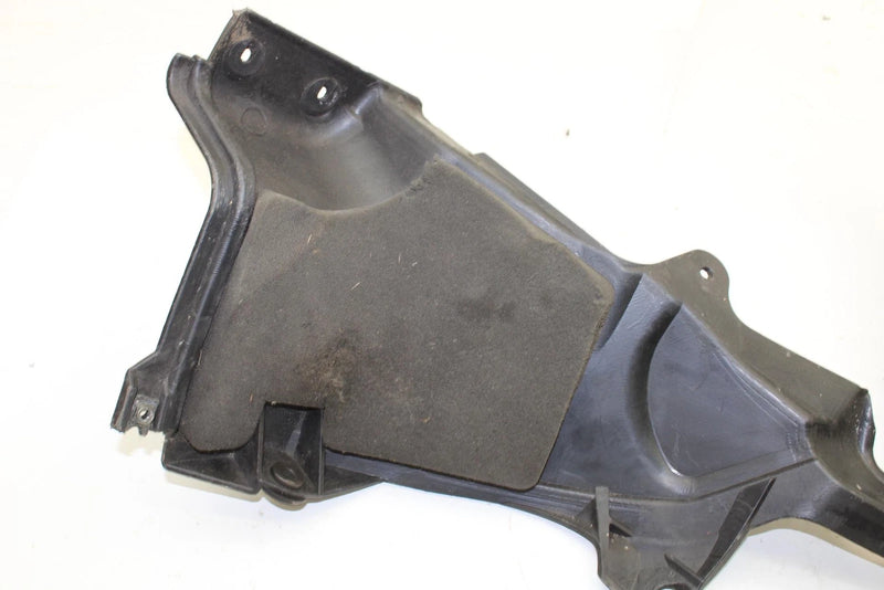 2006 Yamaha Apex Gt Oem Right Under Belly Pan 8FP-2196E-02-00 B305