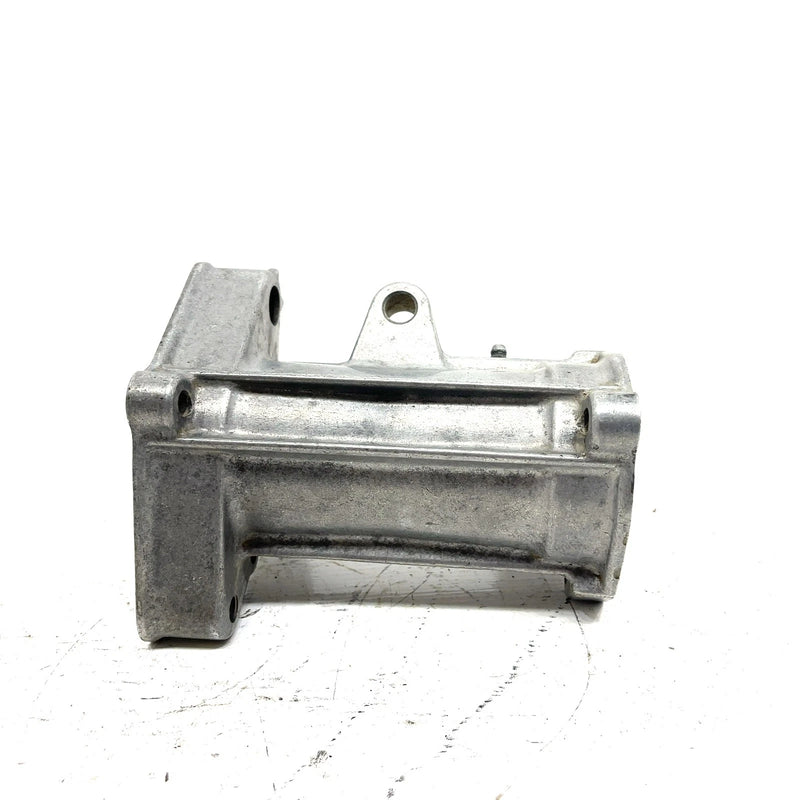 83-84 Suzuki ALT125 OEM Rear Axle Housing 64720-24302 AS29