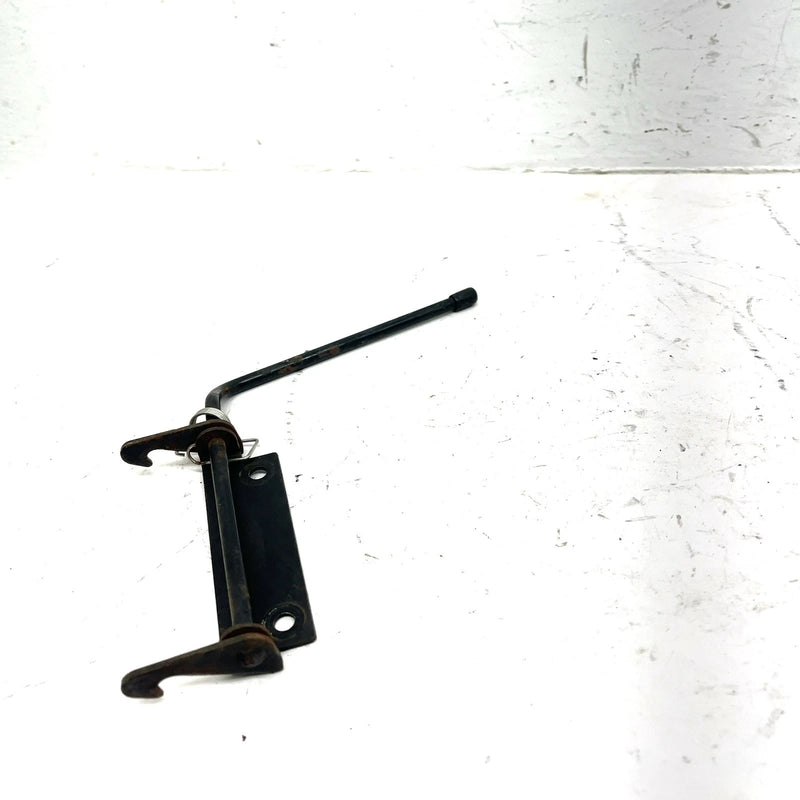 1998 Arctic Cat Bearcat 454 4X4 OEM Seat Latch Lever 1506-056 AA3