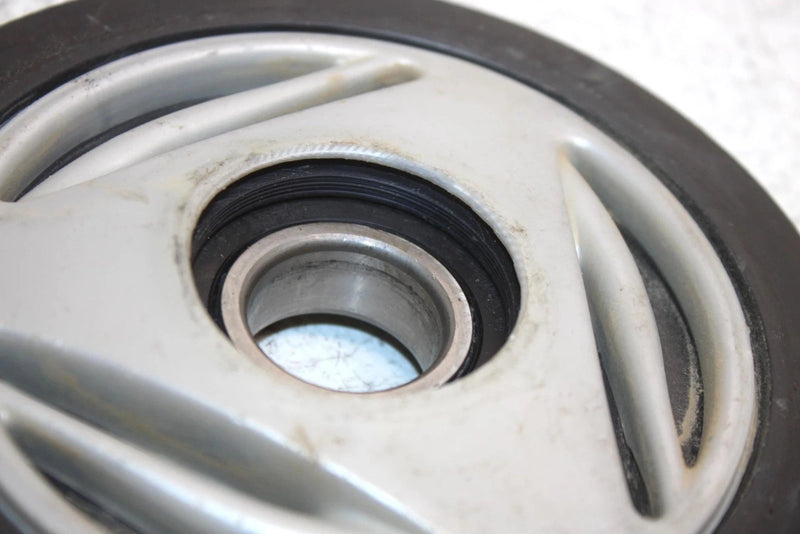 02 Ski-doo Grand Touring 500 Oem Rear Outer Idler Wheel 503190796 SS24.1