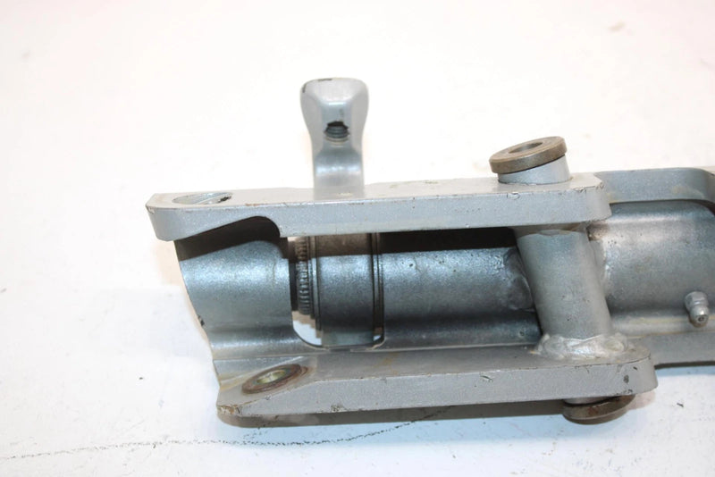 04 Arctic Cat Firecat 600 Efi Sno-pro 1 Oem Right Steering Knuckle 1703-370 SAS3
