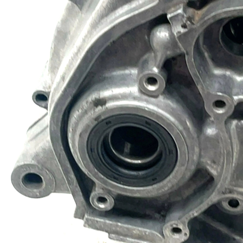 84-87 Suzuki Quadrunner 185 OEM Crankcase 11300-24841 AS33
