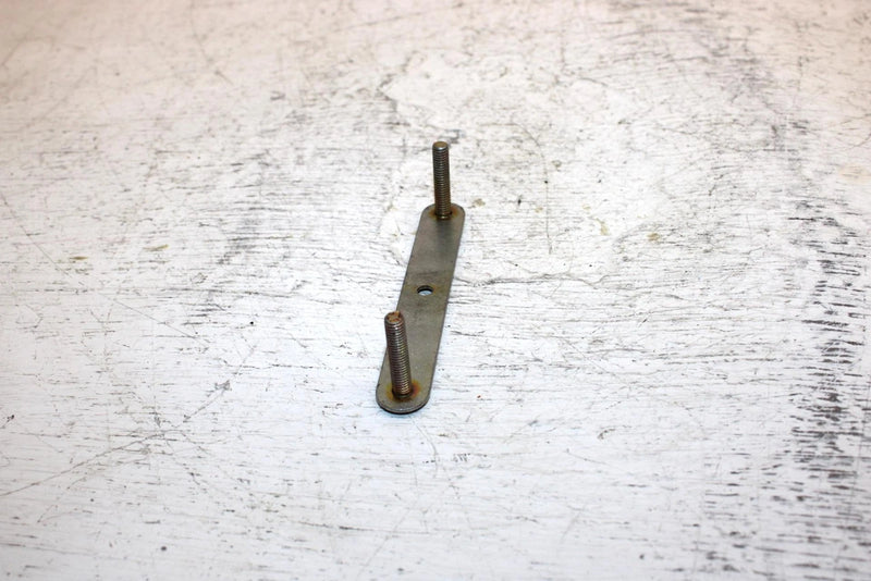 1997 Yamaha Vmax Sx 700 Triple Oem  Bracket 3 8CR-2196F-00-00 SY10