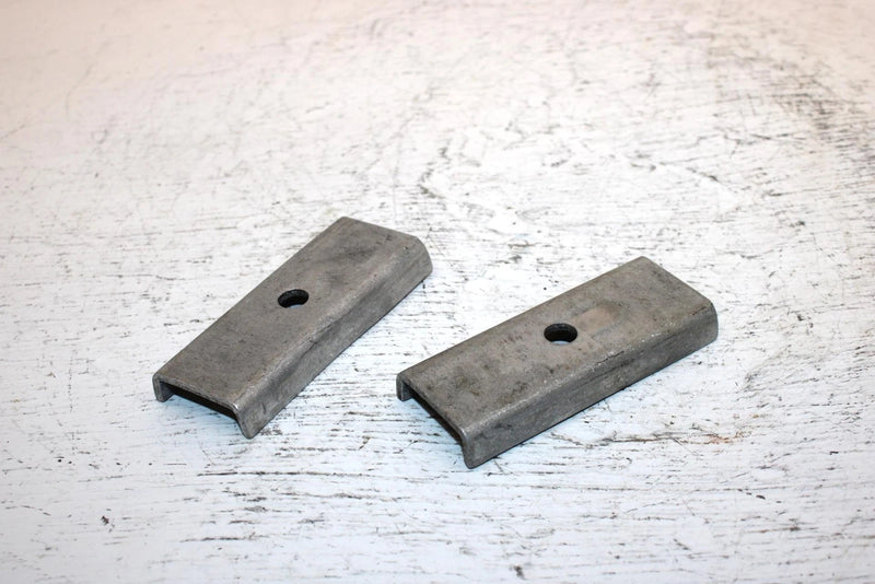 1999 Polaris 500 Xc Oem Ski Retainer Rubber Pair 5243127 5243824 SP28