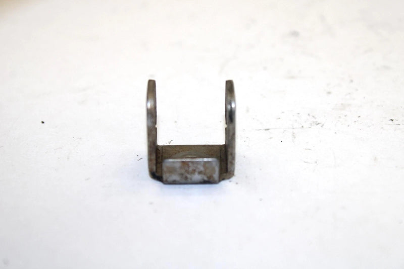 Yamaha  Oem Strap Hook EU0-65772-30-00 Q4069