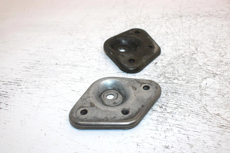 1995 Yamaha Vmax 600 Oem Skid Mount Bracket Pair 8AB-47425-00-00 SY11