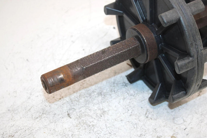 1989 89 Polaris Sport Oem Drive Cog Axle 5020388 5430571 SP137