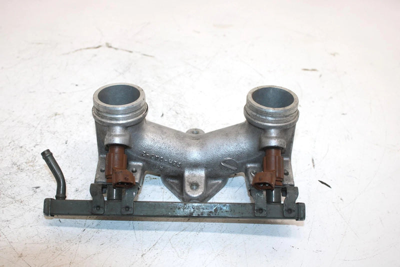 06 Arctic Cat Sabercat 500 Efi Oem Intake Manifold W/Injector 3007-050 SAS9