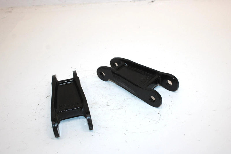 1991 Yamaha Phazer Ii Oem Front Upper Shock Mount Pair 8L0-2382E-01-00 SY27