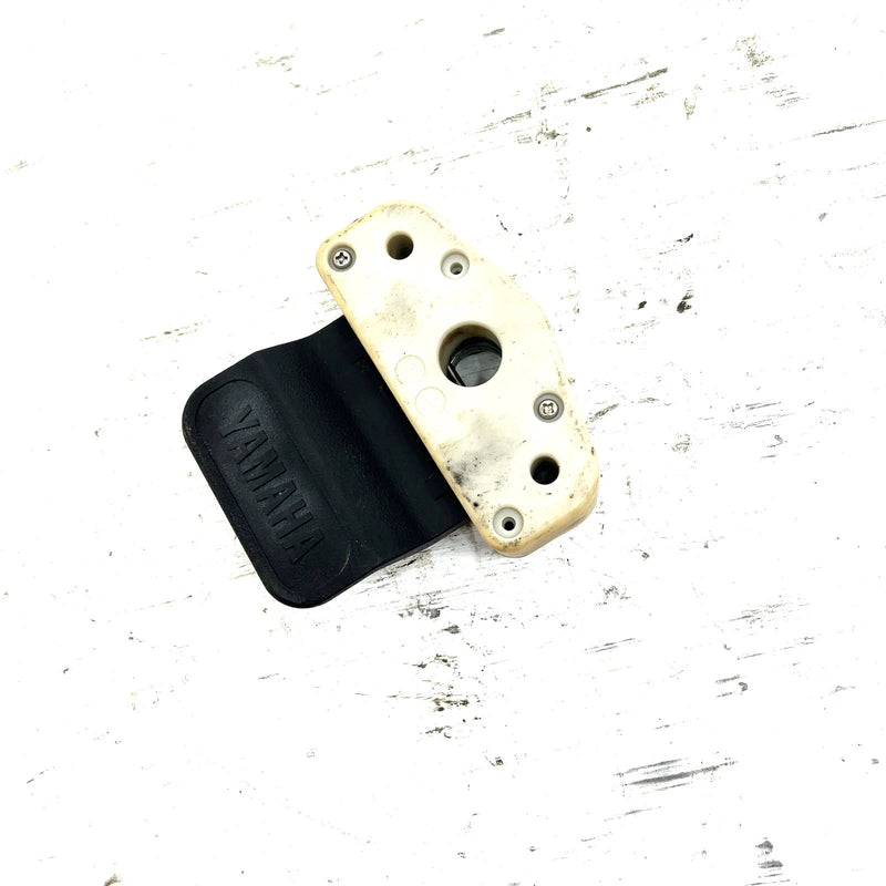 00-02 Yamaha WaveRunner GP1200 OEM Seat Latch F0D-63850-01-00 JY28