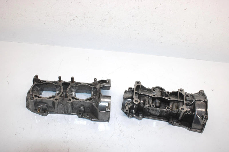 92 Polaris 440 Oem Crankcase W/Studs 3084609 3083793 SP128
