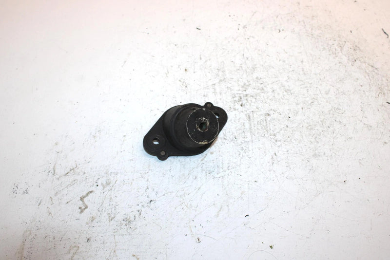 1990 Kawasaki 650 Ts Oem Engine Mount Dampner 92075-3724 Q5253