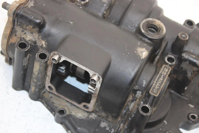 92 Kawasaki Bayou 300 4x4 Oem Main Gear Case 14055-1086 14055-1126 AK14