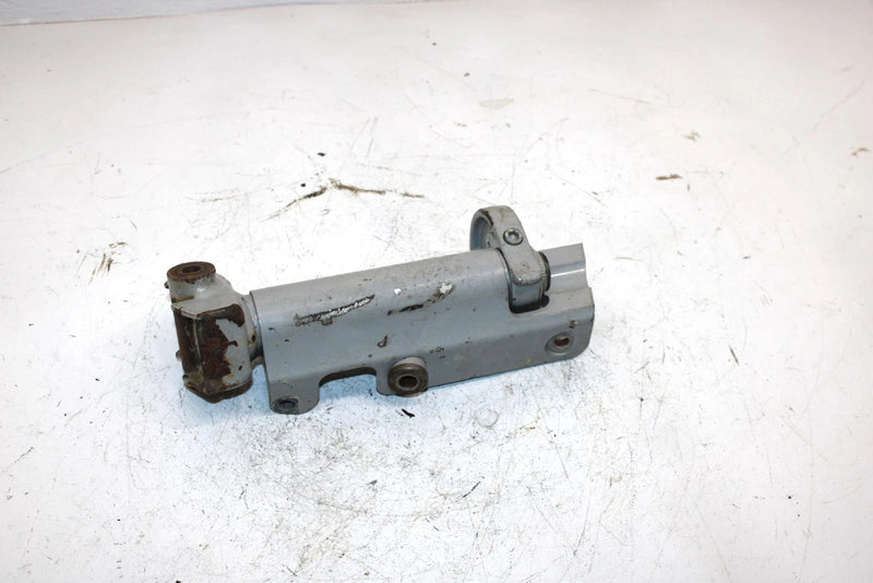 04 Arctic Cat Firecat 500 Sno Pro 1  Oem Right Steering Knuckle 1703-370 SAS10