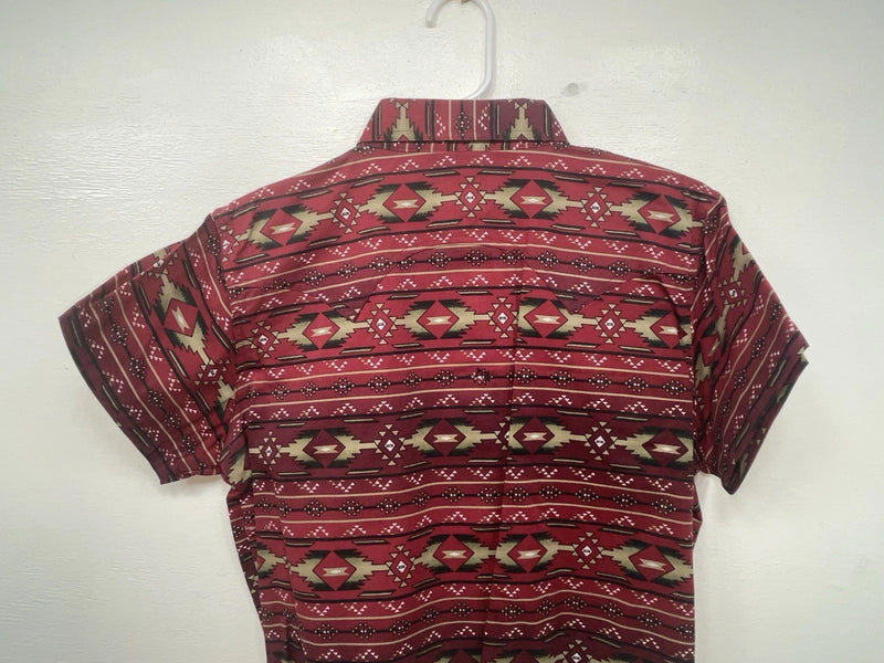New Women’s Red Aztec Cumberland Outfitters Short Sleeve Button Up Shirt 3B-103