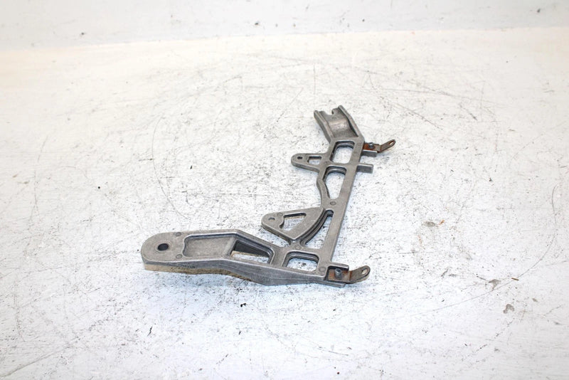 2013 Polaris 600 Rush Pro R Oem Exhaust Muffler Mount 1017804 SP29