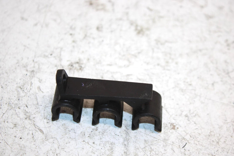 97 Yamaha 1100 Triple Waveventure Oem Spark Plug Wire Clamp 63M-81317-00-00 JY24