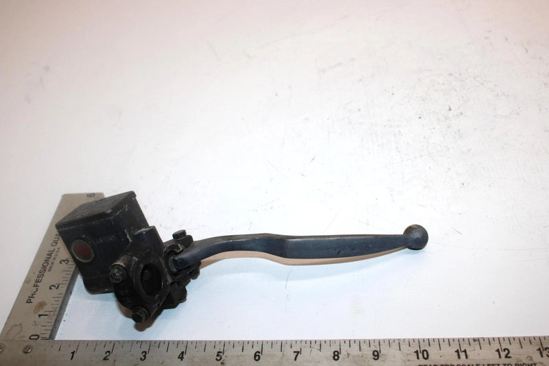 2001 Bombardier Traxter Oem Front Brake Master Cylinder 705600005 AB10