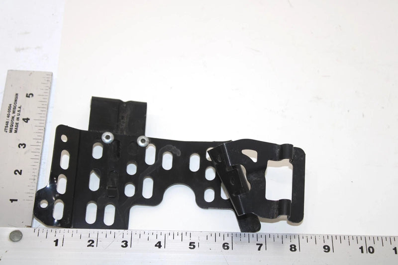 2017 Ski-doo Grand Touring 900 Oem Belt Cover Brace 417300448 SS65