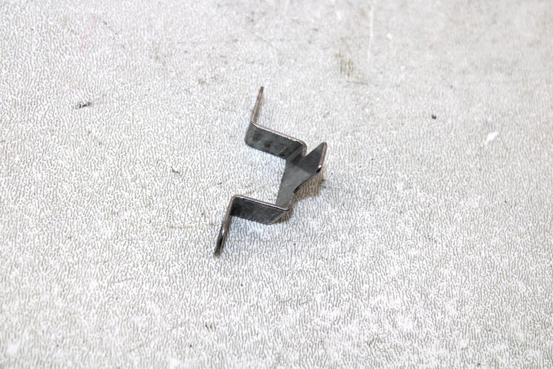 2003 Suzuki Lt-f400f Oem Magneto Clamp 32371-32E00 AS23
