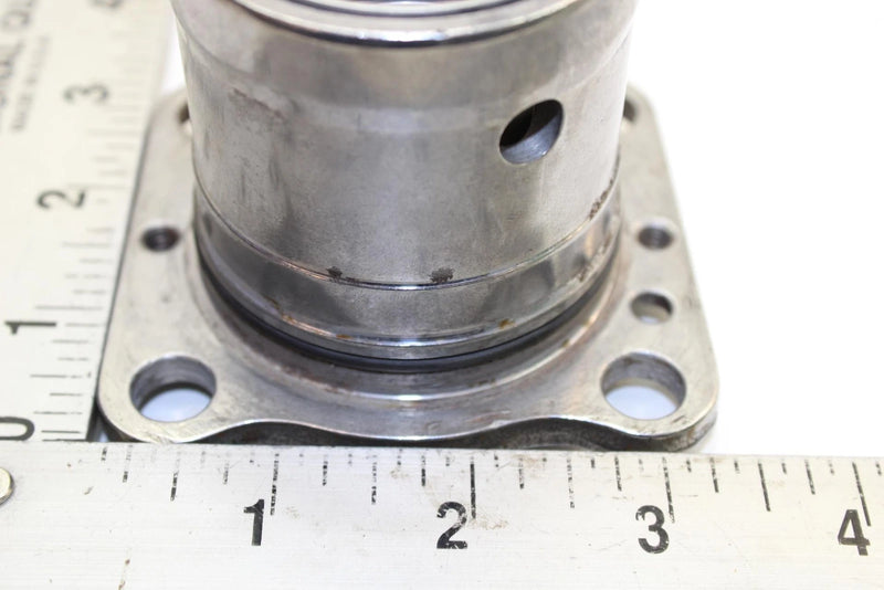 1980 Yamaha Xs850g Oem Bearing Housing 1J7-46124-Y0-00 Q4096