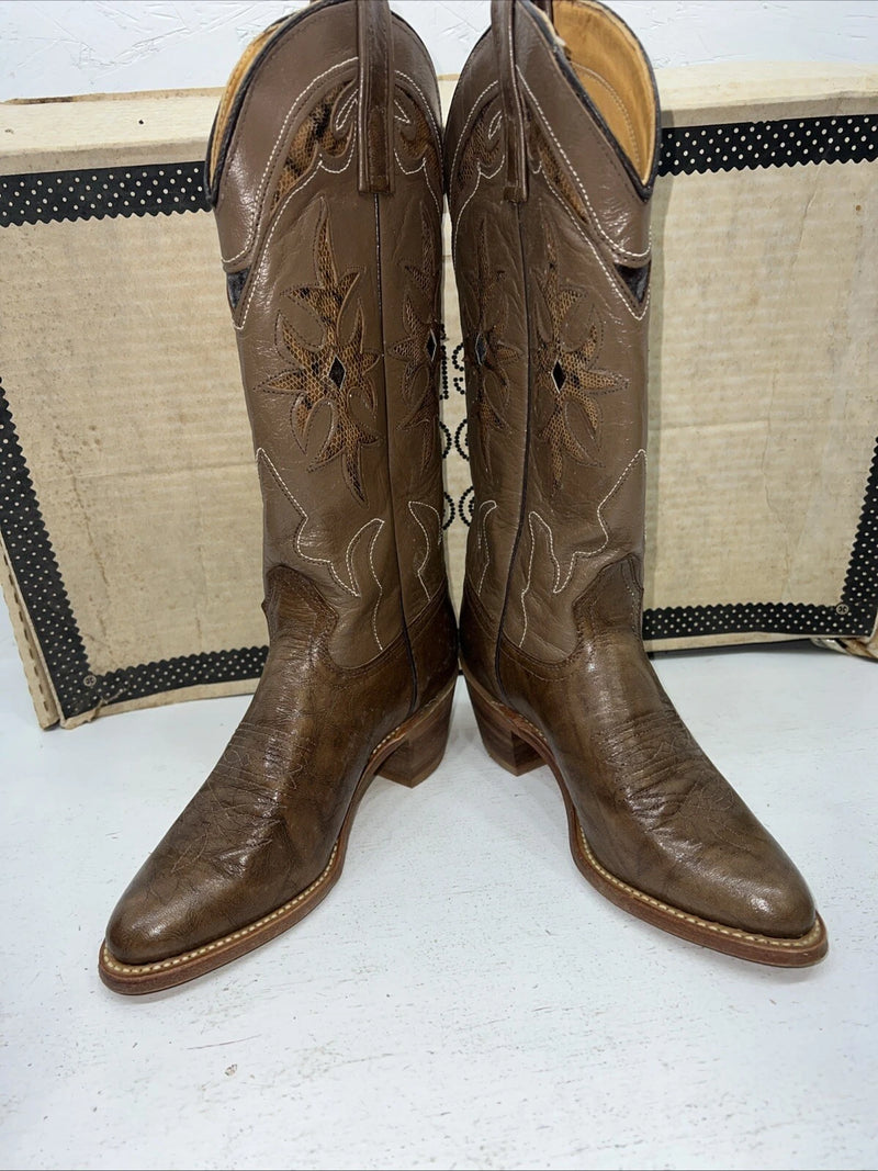 New Women’s Brown Capezio Cowboy Boots. L 801 6 M. 19-63