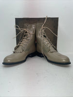 New Women’s Tan Lace Up Laredo Cowboy Boots. 4498 8.5 8 1/2 M. 16-97