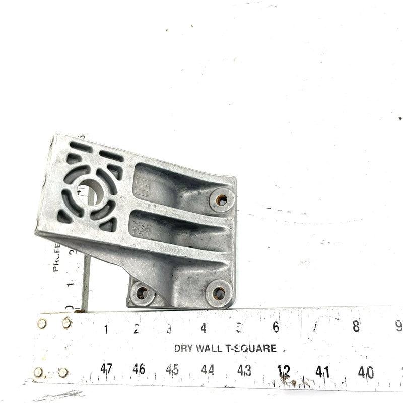 03 Yamaha WaveRunner XLT1200 OEM Left Rear Engine Bracket 68N-21425-00-94 JY30