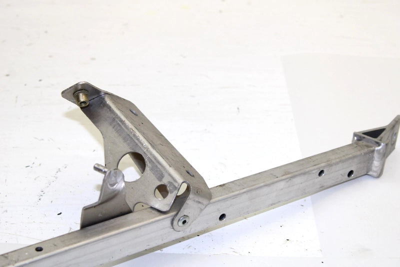 2005 Ski-doo Summit 800 Oem Upper Cross Member 518324739 SS114